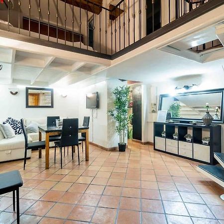 Apartamento Via Dei Cestari Loft Roma Exterior foto